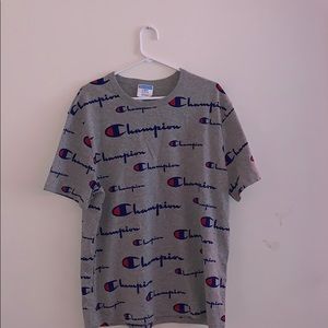 Champion logo Men’s large t-shirt